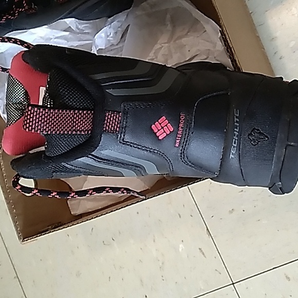 NWOT Gorgeous Columbia Bugaboot Plus IV Omni-Heat Women's 7.5 - Picture 14 of 16